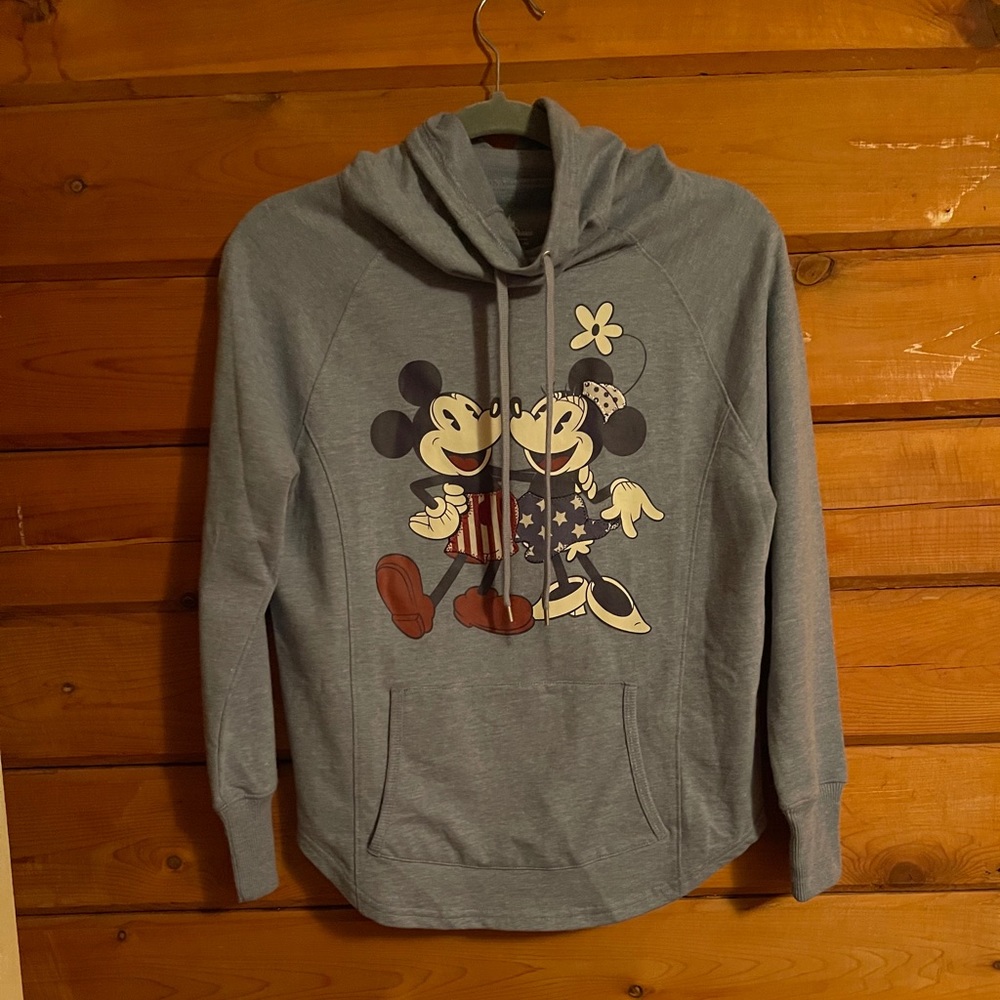 mickey and minnie disney pullover